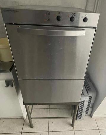 lave vaisselle professionnel Dynasteel  beschikbaar voor biedingen
