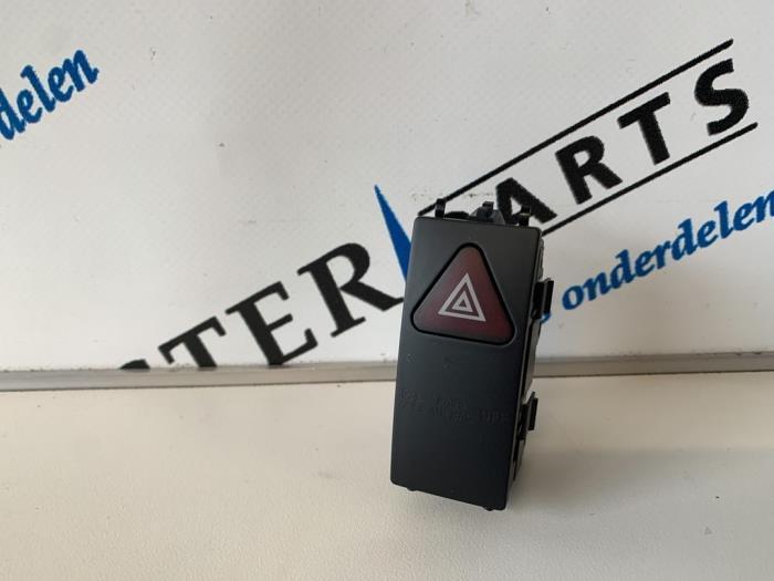 Paniekverlichtings Schakelaar van een Mercedes E-Klasse, Auto-onderdelen, Dashboard en Schakelaars, Mercedes-Benz, Gebruikt, 3 maanden garantie