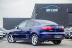Mazda 3 Sedan 1.6i 16V Benzine / EXPORT / AIRCO / ISOFIX, Auto's, Voorwielaandrijving, 4 deurs, Stof, Zwart