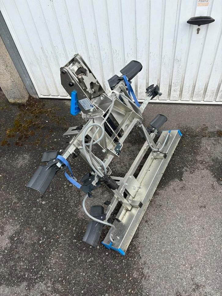 Porte-vélos sur attelage Twinny Load Ergo CK – Neuf, Autos : Divers, Porte-vélos, Comme neuf, 2 vélos, Enlèvement