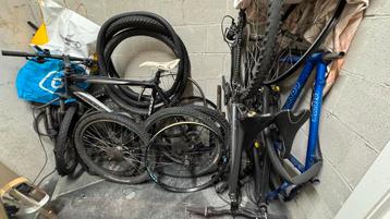 Uitverkoop 4 fietsen voor 200 euro beschikbaar voor biedingen