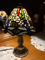 Tafellampje, Huis en Inrichting, Lampen | Tafellampen, Ophalen of Verzenden, Zo goed als nieuw, Minder dan 50 cm, Tiffany