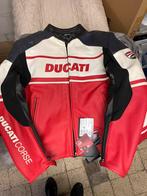 Ducati Corse Troy Bayliss jas maat 54 en 56, Motos, Ducati, Neuf, avec ticket, Manteau | cuir