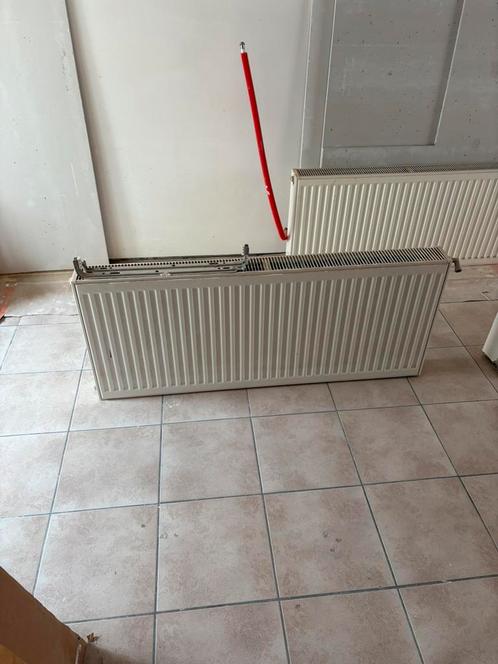5 Radiatoren/ verwarmingen, Doe-het-zelf en Bouw, Verwarming en Radiatoren, Zo goed als nieuw, Radiator, Ophalen
