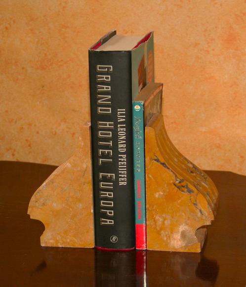 Boekensteunen Italiaans bruin marmer, Antiek en Kunst, Curiosa en Brocante, Ophalen