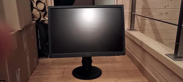 Écran 24 pouces Iiama ProLite 1920x1200, Informatique & Logiciels, Moniteurs, Utilisé, DisplayPort, DVI, VGA, Haut-parleurs intégrés