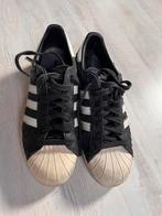 Adidas superstar sneakers zwart - maat 38 2/3, Kleding | Dames, Schoenen, Ophalen, Zo goed als nieuw, Zwart, Sneakers