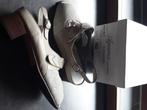 Schoenen, Ophalen, Beige