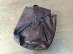 sac à dos fait en main en vrai cuir, du Maroc. (Nouveau!), 30 à 45 cm, Moins de 25 cm, Enlèvement ou Envoi, Neuf
