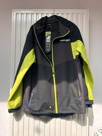 Veste matrix neuve je la vend 75€  beschikbaar voor biedingen