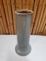 Kleine vintage vaas uit 1970 van grijs en bruine ceramiek, Huis en Inrichting, Woonaccessoires | Vazen, Minder dan 50 cm, Ophalen of Verzenden