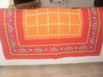 nappe "vintage années 60" 142 sur 118 cm, Maison & Meubles, Nappes, Enlèvement, Comme neuf, Rectangle, Intérieur