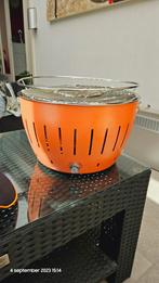 Tafelbarbecue op houtskool met ingebouwde ventilator, Ophalen, Zo goed als nieuw