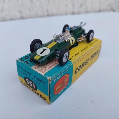 CORGI TOYS 155 LOTUS CLIMAX RACEWAGEN + CHAUFFEUR + DOOS, Hobby en Vrije tijd, Modelauto's | 1:43, Gebruikt, Auto, Corgi, Ophalen of Verzenden