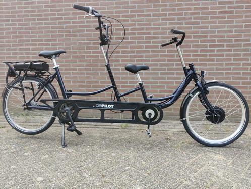 Elektrische Huka Co-Pilot '24 ouder-kind tandem (Z.G.A.N.), Fietsen en Brommers, Fietsen | Driewielfietsen, Zo goed als nieuw