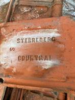 Platte pottelberg pannen, Enlèvement