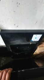 3 FLATSCREEN LCD EN TOEBEHOREN, Ophalen
