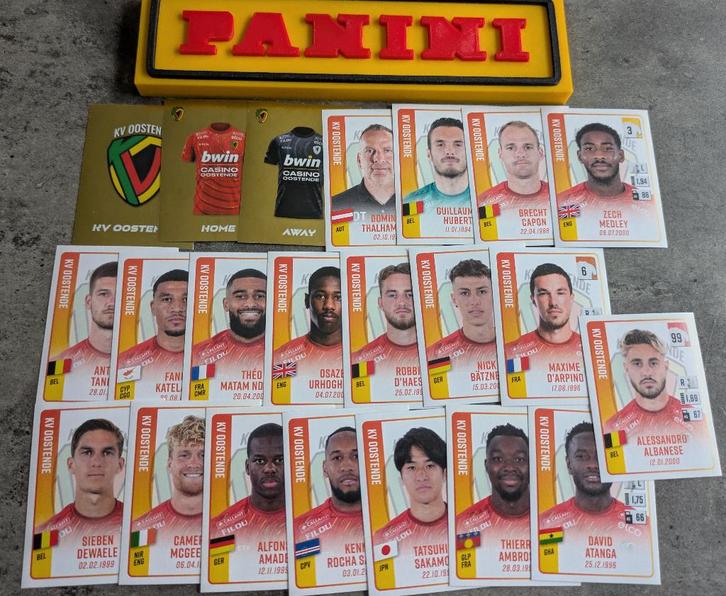 Panini FOOTBALL 2022/23 22 STICKERS KV OOSTENDE  VOETBAL, Hobby en Vrije tijd, Stickers en Plaatjes, Nieuw, Ophalen of Verzenden