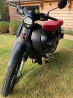 TE KOOP: HONDA SUPER CUB 125CC, Fietsen en Brommers, Brommers | Honda, Ophalen, 125 cc, Zo goed als nieuw, 4 versnellingen