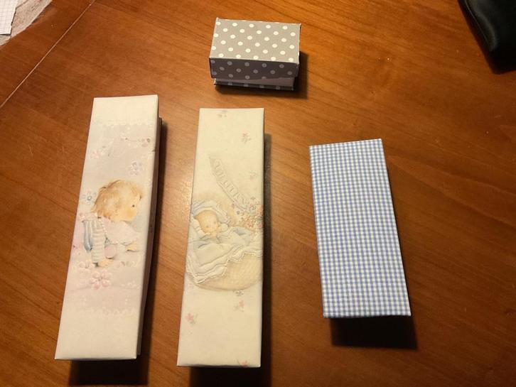 Vintage: prachtige doopsuikerdoosjes jaren 60-70. Nieuwstaat, Kinderen en Baby's, Kraamcadeaus en Geboorteborden, Nieuw, Ophalen of Verzenden