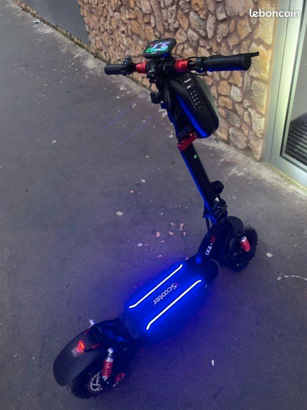 Trotinette 45km/h, Vélos & Vélomoteurs, Trottinettes, Utilisé, Enlèvement ou Envoi