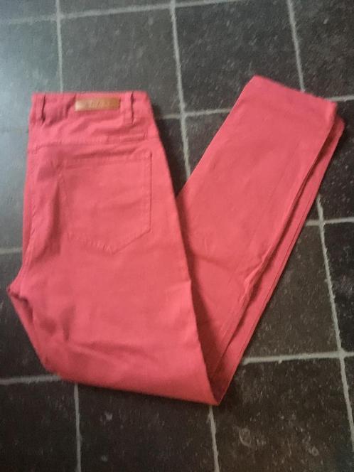 Jean skinny rouge framboise Scapa modèle ROMY - 38, Vêtements | Femmes, Culottes & Pantalons, Neuf, Taille 38/40 (M), Rose, Longs