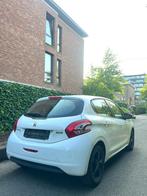 Peugeot 208 1.2 benzine met 114.000KM van 2014 met GARANTIE, Euro 5, Stof, Zwart, Wit