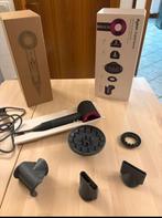 Dyson Supersonic Haardroger – Pink Edition met opzetstukken, Handtassen en Accessoires, Uiterlijk | Haarverzorging, Ophalen of Verzenden
