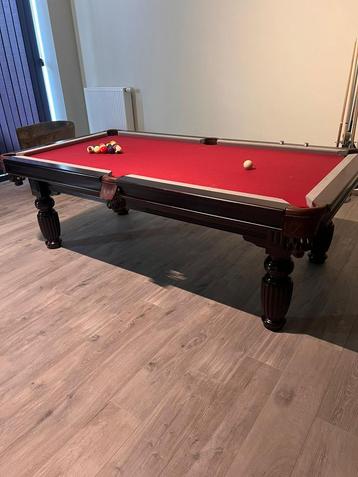 Bilardo beschikbaar voor biedingen