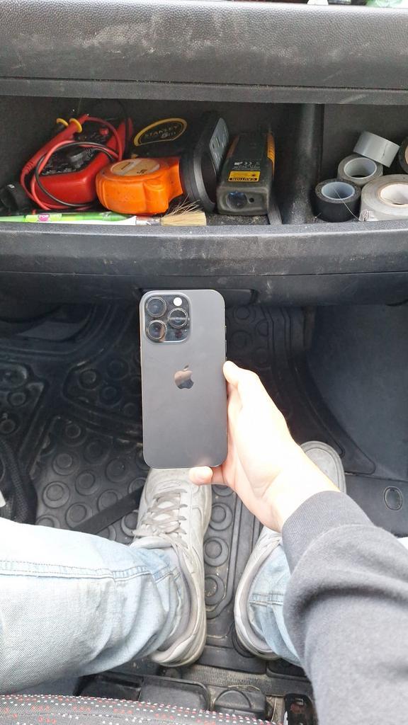 Iphone 16 pro 128gb - Black, Autos : Pièces & Accessoires, Habitacle & Garnissage, Neuf, Envoi