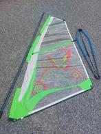 Jeugd / kinderzeil grote 3.0 aluminium mast en dunne giek, Watersport en Boten, Ophalen, Zo goed als nieuw, Overige typen, Minder dan 5 m²