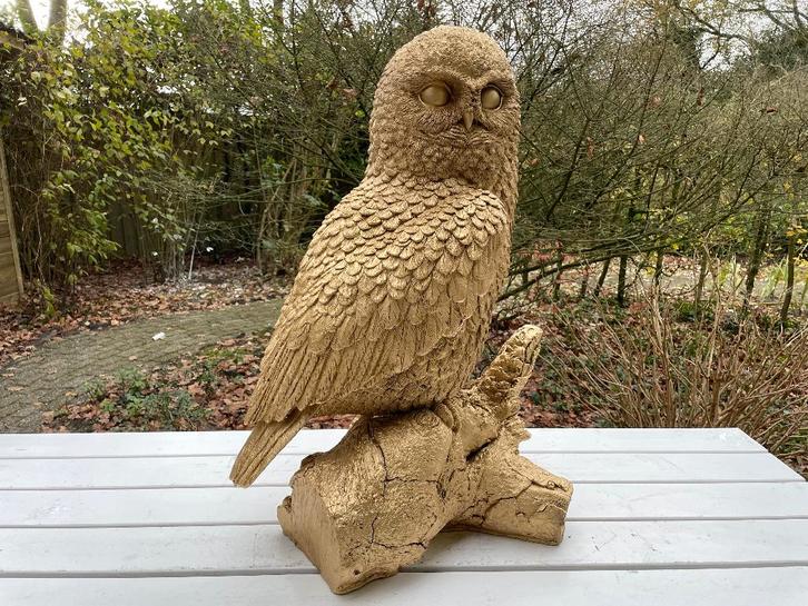 (Tuin)Beeld uil, goud, tuin, gazon, bos, 80cm, Tuin en Terras, Tuinbeelden, Nieuw, Dierenbeeld, Kunststof, Ophalen