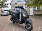 Vespa look scooter | 7900km | A klasse, Fietsen en Brommers, Ophalen, Gebruikt, Turbho, Klasse A (25 km/u)