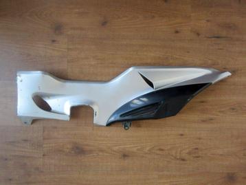 Suzuki AN400 Burgman onderkuip L kuipdeel zijkap zijkuip kap beschikbaar voor biedingen