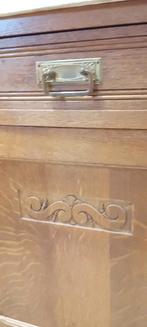 Antieke commode met in/uitklapbare spiegel, Ophalen