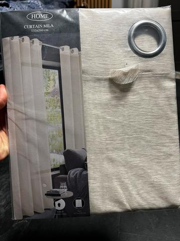 Vitrage Gordijnen . Creme / Beige/ Toupe. 135x260 beschikbaar voor biedingen