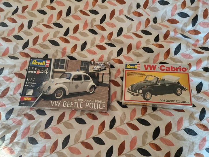 2x Revell Volkswagen Kever Model, Hobby en Vrije tijd, Modelbouw | Auto's en Voertuigen, Revell, Ophalen of Verzenden