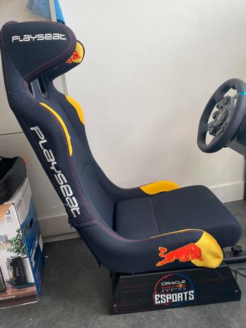 Play seat redbull + logitech steering wheel + pedals, Enlèvement, Neuf, Xbox