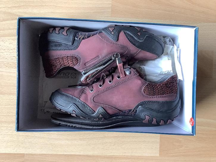 Mephisto allrounder 37,5 (nieuw), Kleding | Dames, Schoenen, Zo goed als nieuw, Sneakers, Zwart, Ophalen