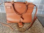 Handtas bruin merk guess komt uit boutiek voor handtassen -, Ophalen of Verzenden, Gebruikt, Bruin, Handtas