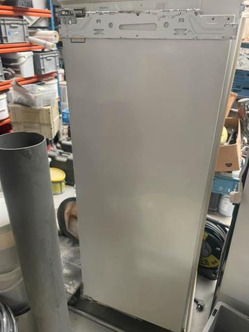 Inbouw diepvries miele 140cm, Enlèvement, Comme neuf, Encastré