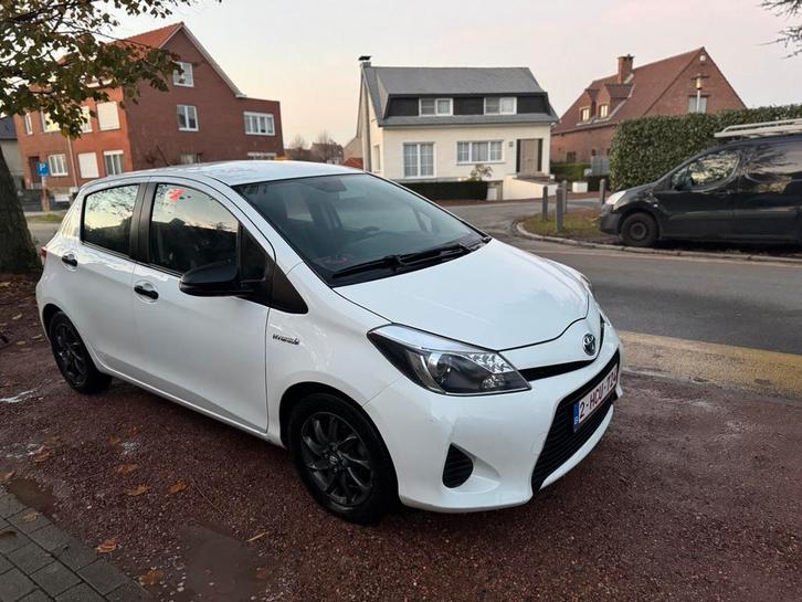 Toyota Yaris Hybrid 2012  181.000 km Zeer schoon en zuinig, Auto's, Toyota, Particulier, Yaris, ABS, Airbags, Airconditioning