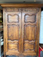 Antieke kleerkast, Ophalen