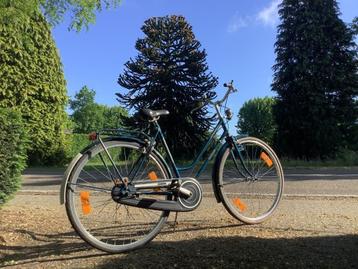 Damesfiets   beschikbaar voor biedingen