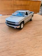 Maisto Chevrolet Silverado 1998 1/27, Hobby en Vrije tijd, Modelauto's | 1:24, Ophalen of Verzenden, Zo goed als nieuw, Maisto