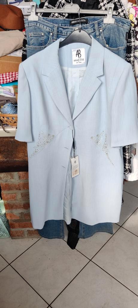 Nieuwe hemelsblauwe jas of wikkeljurk T 46, Kleding | Dames, Overige Dameskleding, Nieuw, Ophalen