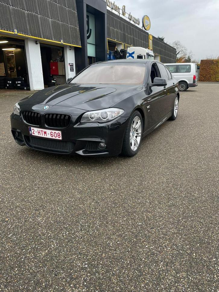 Bmw f10 525d 3.0L motorM Pack Gekeurd voor verkoop, Auto's, BMW, Particulier, 5 Reeks, Diesel, Euro 5, 5 deurs, Automaat, Zwart