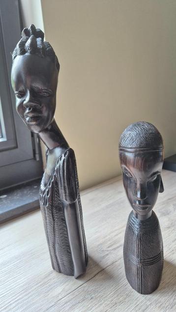 Vintage ebbenhouten 2 beeldjes niet westerse kunst beschikbaar voor biedingen