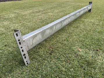 GEZOCHT 6 galva liggers 1800 mm Dexion P90 palletstelling beschikbaar voor biedingen