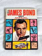 Rare annual James Bond 1965 sean connery., Comme neuf, Enlèvement ou Envoi